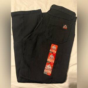 NWT Bulwark women’s FR fire retardant Black work Pants 34” inseam size 4